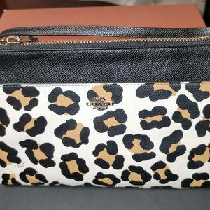 NWOT Coach Purse